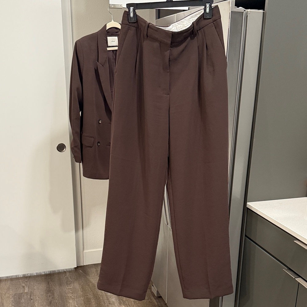 Wilfred Effortless brown pants